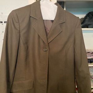 Brown Kasper pant suit